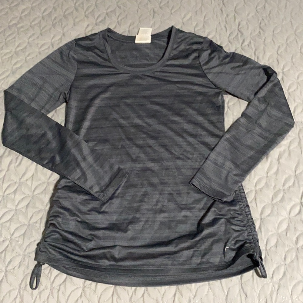 Danskin long sleeve athletic top